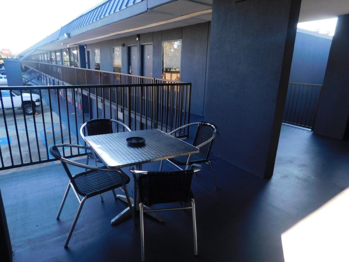 Hotel 10 Extended Stay New Orleans Exterior photo